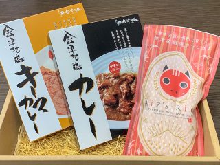 会津地鶏カレーとアイヅライスの写真
